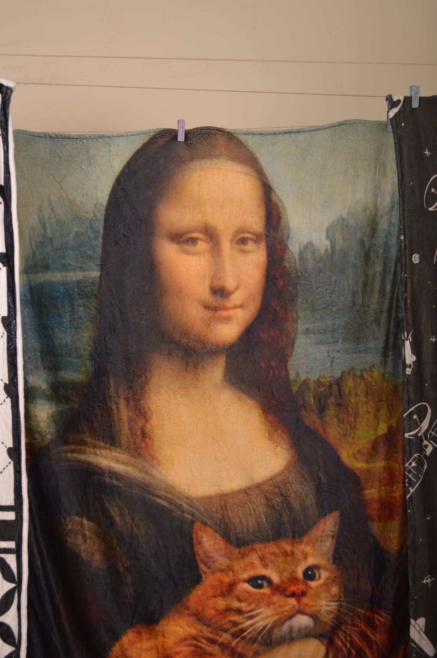 Mona lisa's Pet throw blanket