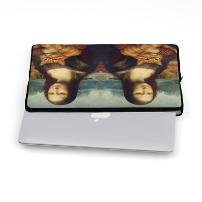 Mona Lisa's Pet Laptop Sleeve